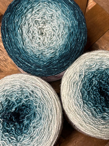 Gradient Yarn Cake! Multiple Bases, B