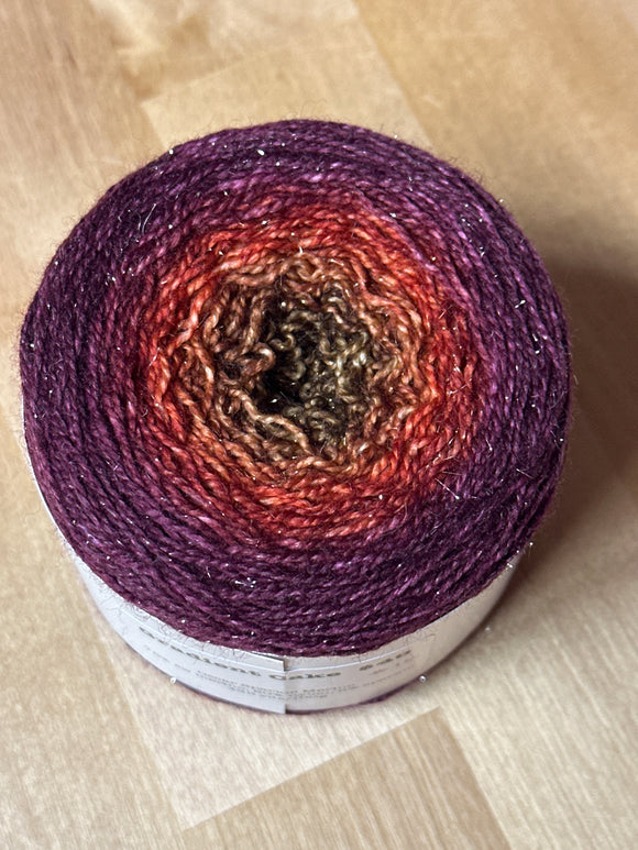 Gradient Yarn Cake! Oscar Sparkle; #16