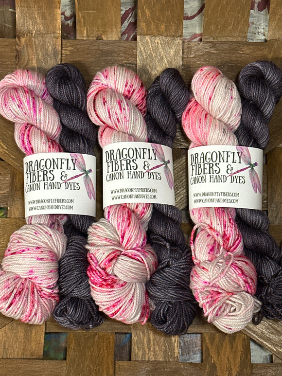 Dirty Santa Sock Set; Skinny Bugga 50g & 25g set