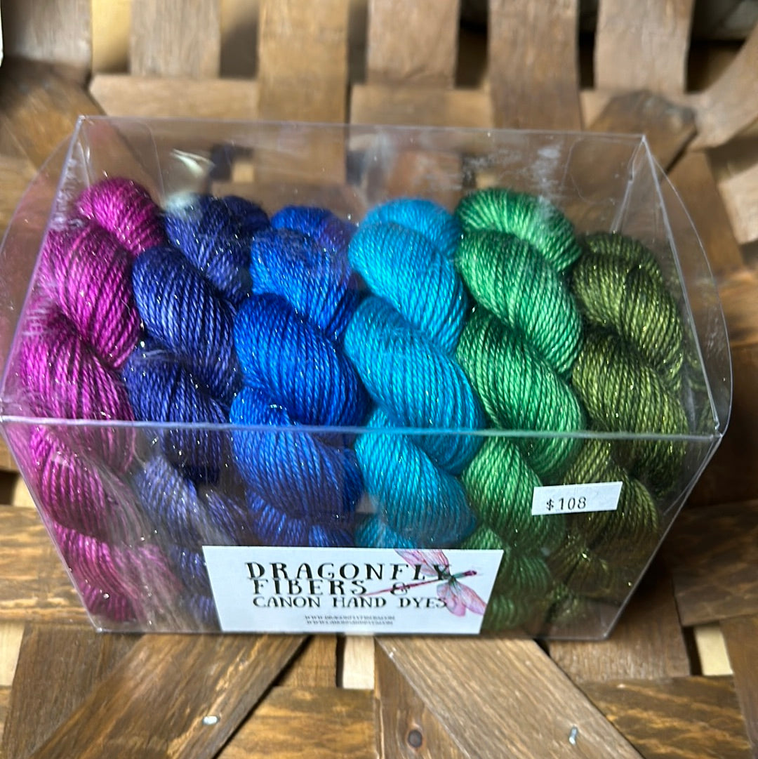 Peacock Shawl Kit; Oscar LUXE Sparkle Yarn – Canon Hand Dyes